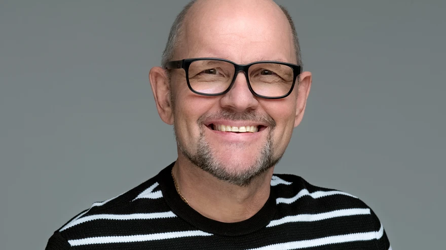 Lavainimene peab alati olema laval, sest see on kõige parem, kõige õigem koht tema arenguks ja tema vormis olekuks.