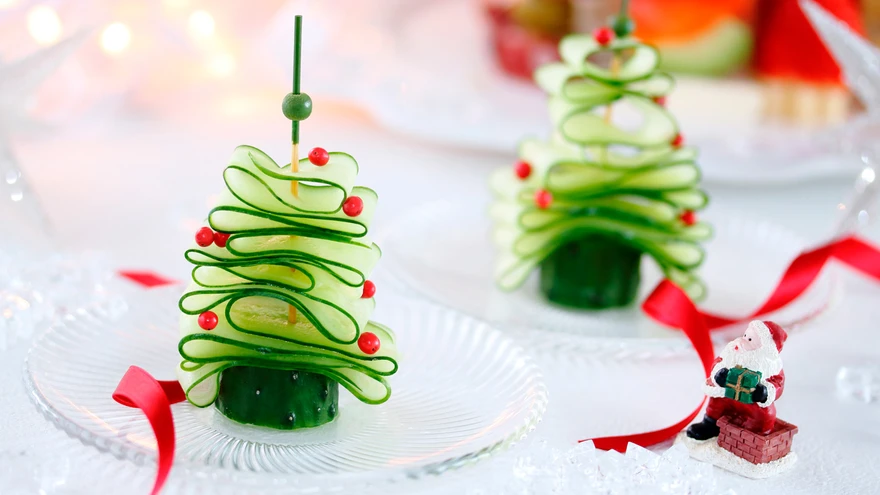 Ampsa pisikesi suutäisi ja näri toit põhjalikult läbi. 