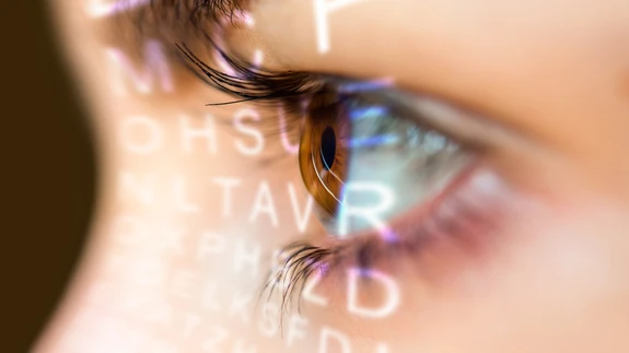 Tänapäeval alustatakse glaukoomiravi silmatilkadega, mis vähendavad vedeliku teket ja sellega normaliseerivad silma siserõhu.